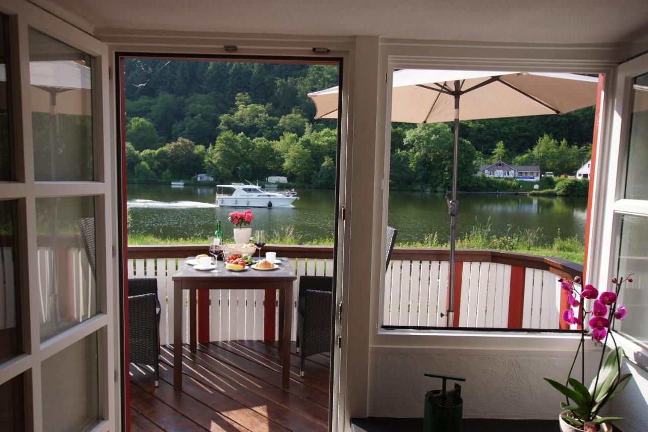 Altes Faehrhaus An Der Mosel Anno1633 Daire Traben-Trarbach Dış mekan fotoğraf