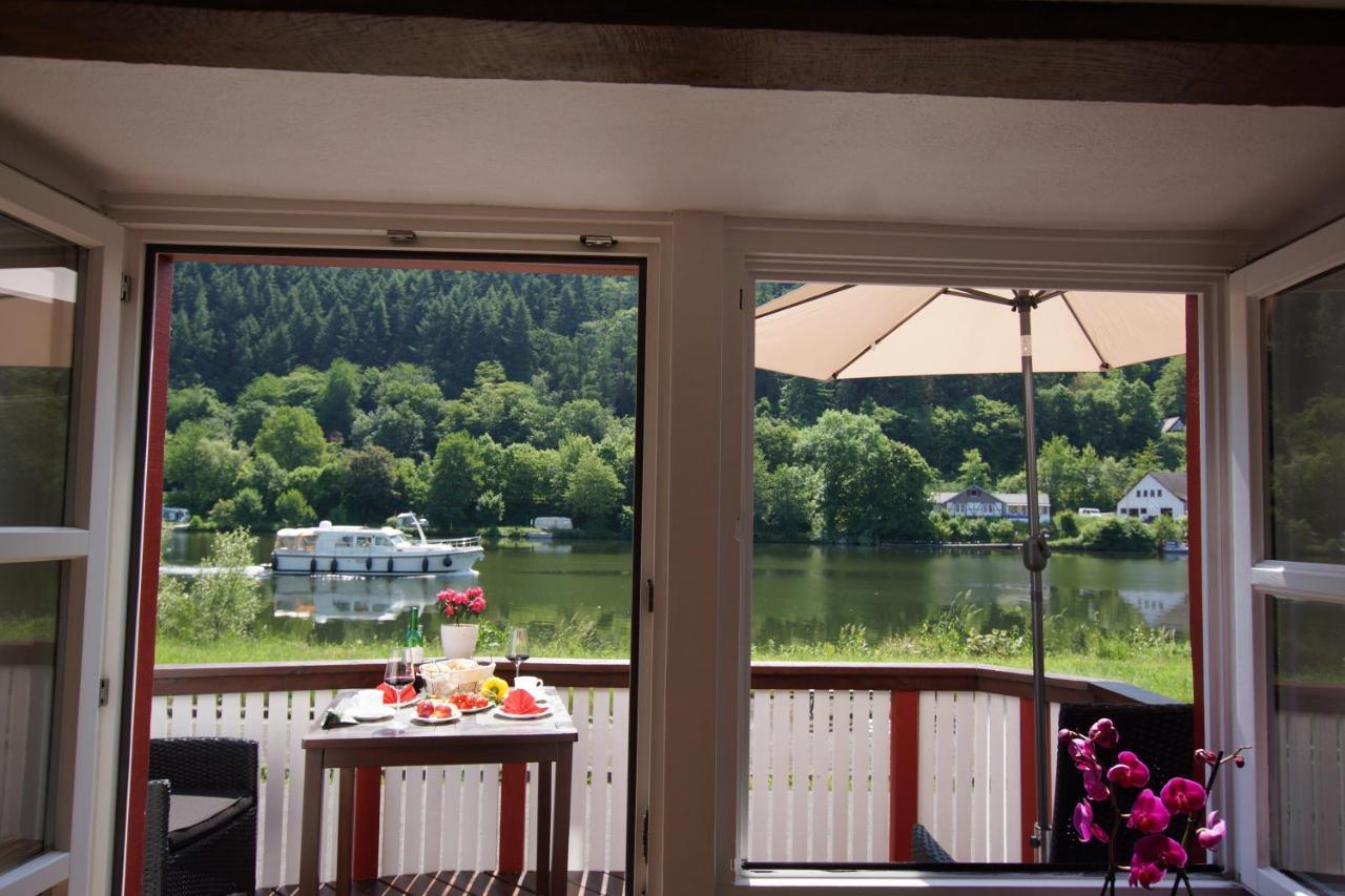 Altes Faehrhaus An Der Mosel Anno1633 Daire Traben-Trarbach Dış mekan fotoğraf