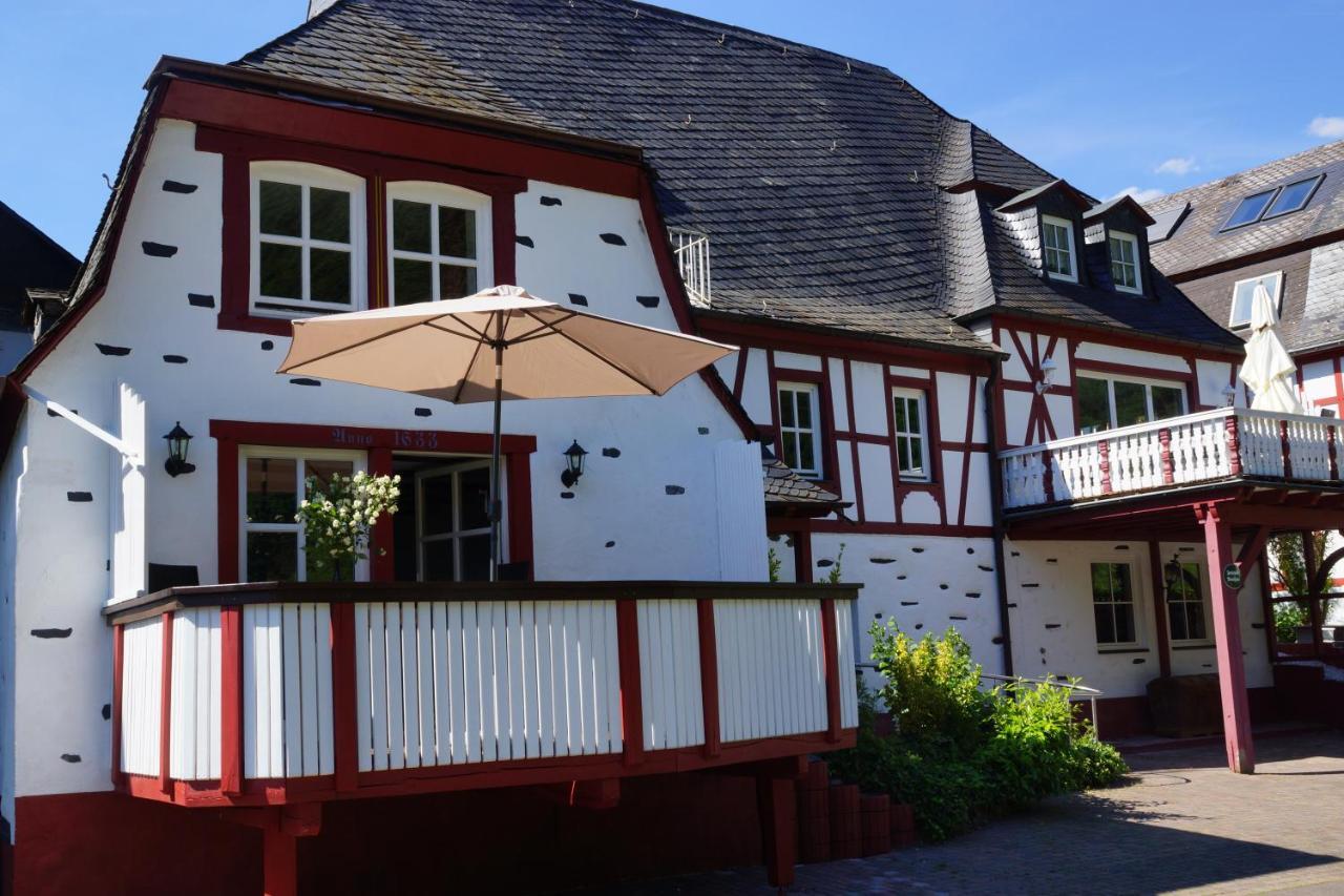 Altes Faehrhaus An Der Mosel Anno1633 Daire Traben-Trarbach Dış mekan fotoğraf
